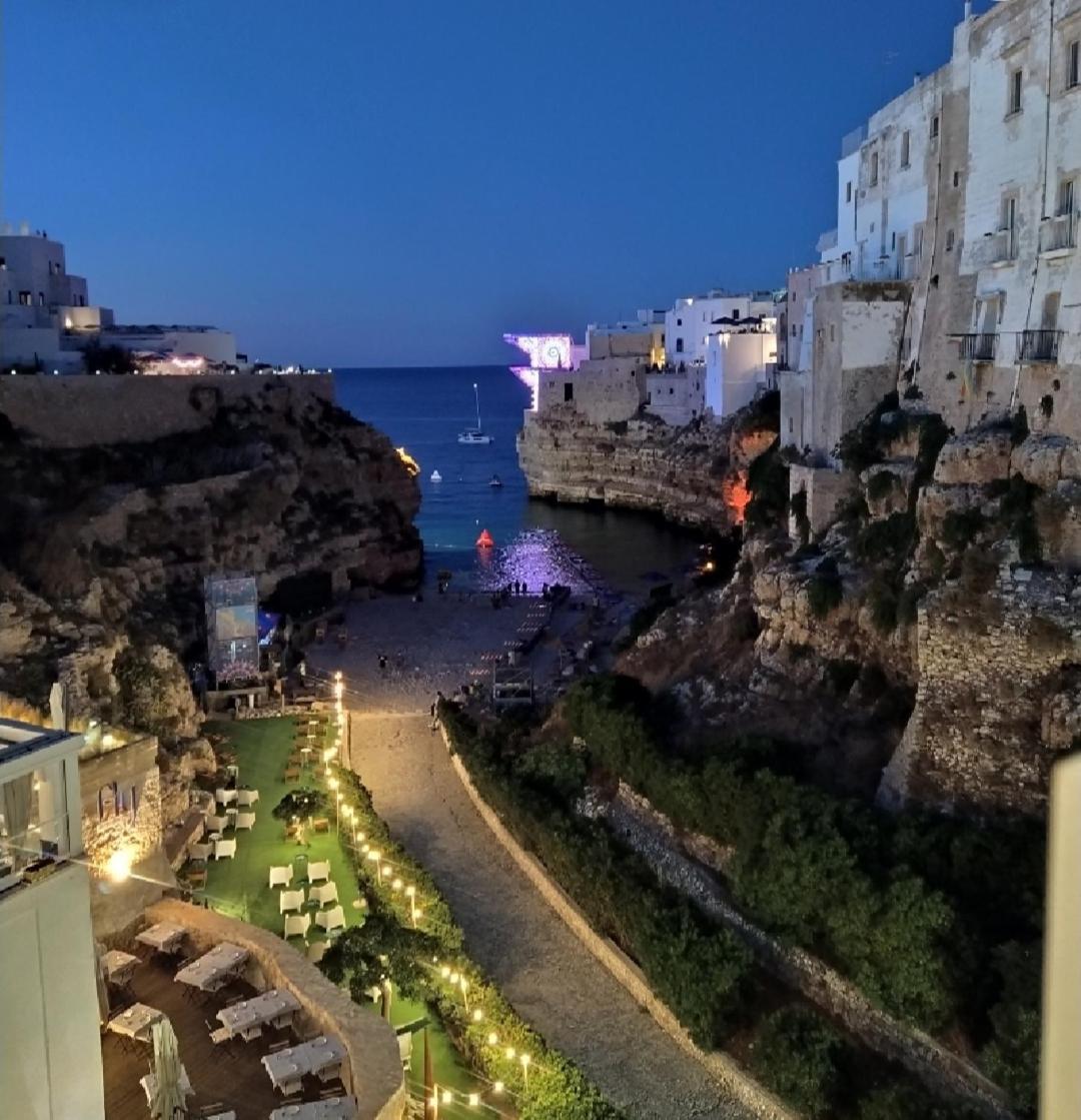 Sea Wind Stanza Con Garage E Ascensore Polignano a Mare Eksteriør bilde